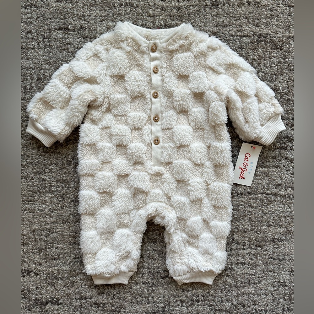 NWT Cat & Jack / Tan Checkerboard Long Sleeve Romper / 0-3 Months